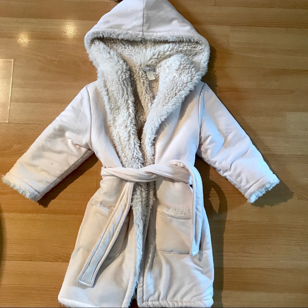 Restoration Hardware luxe Sherpa robe 4-5